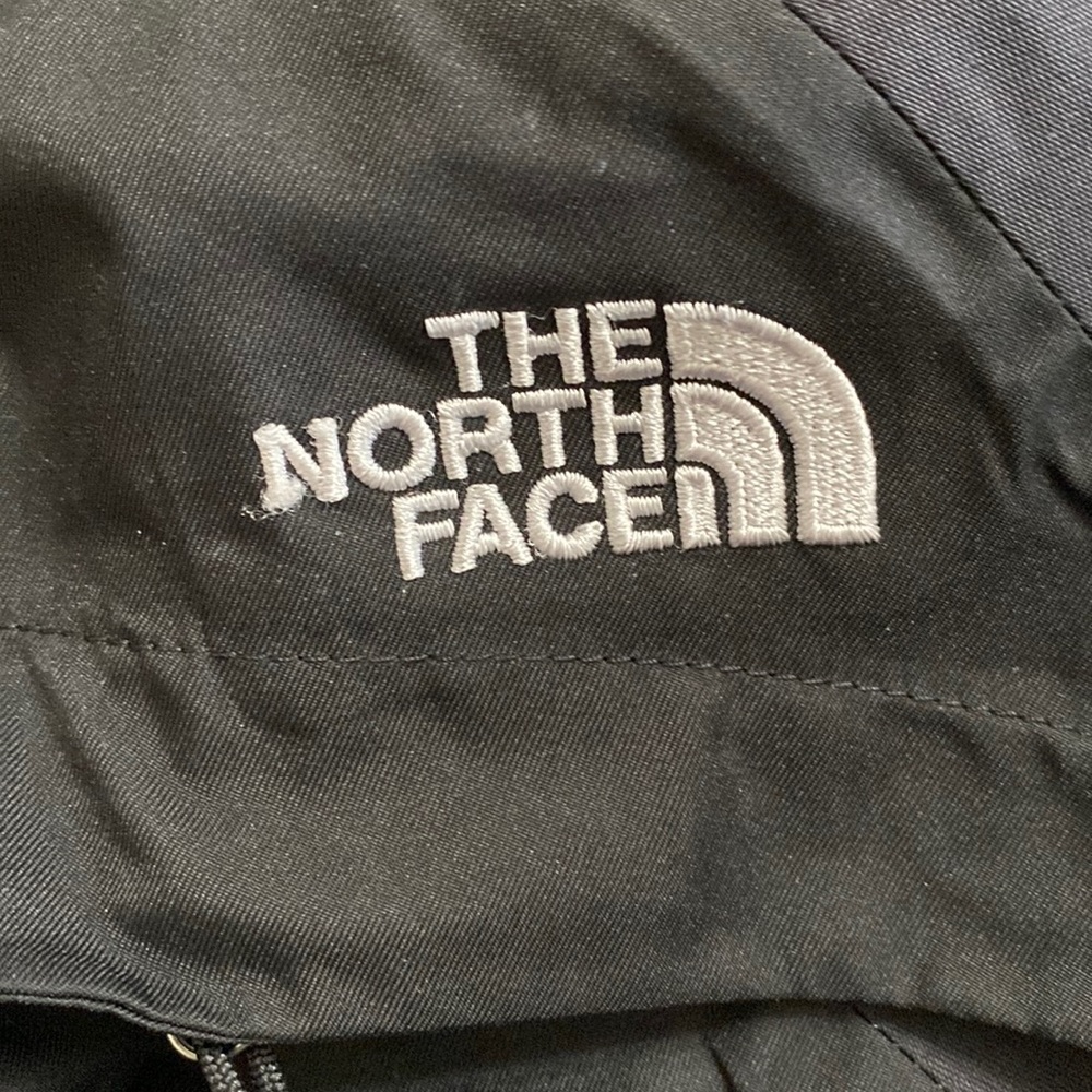 North Face Outerwear Jacket - Picture 2 of 15